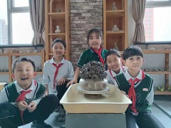 “祝福祖國”――盛世長安小學陶藝社團手作花籃，慶祝新中國成立75周年