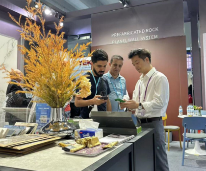 惠達衛(wèi)浴新品亮相，國際客商排隊圍觀！