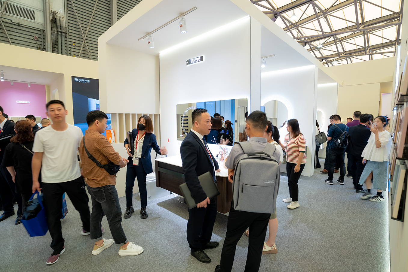 1686204203205822.jpg 02.jpg