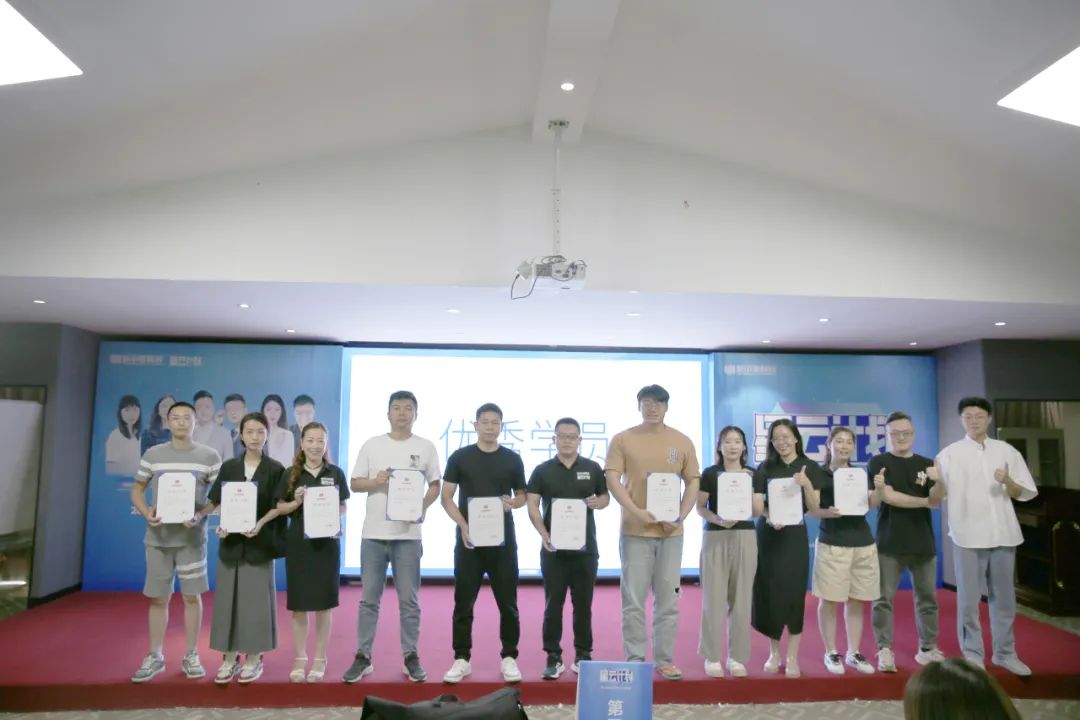 1689729940742773.jpg 18.jpg