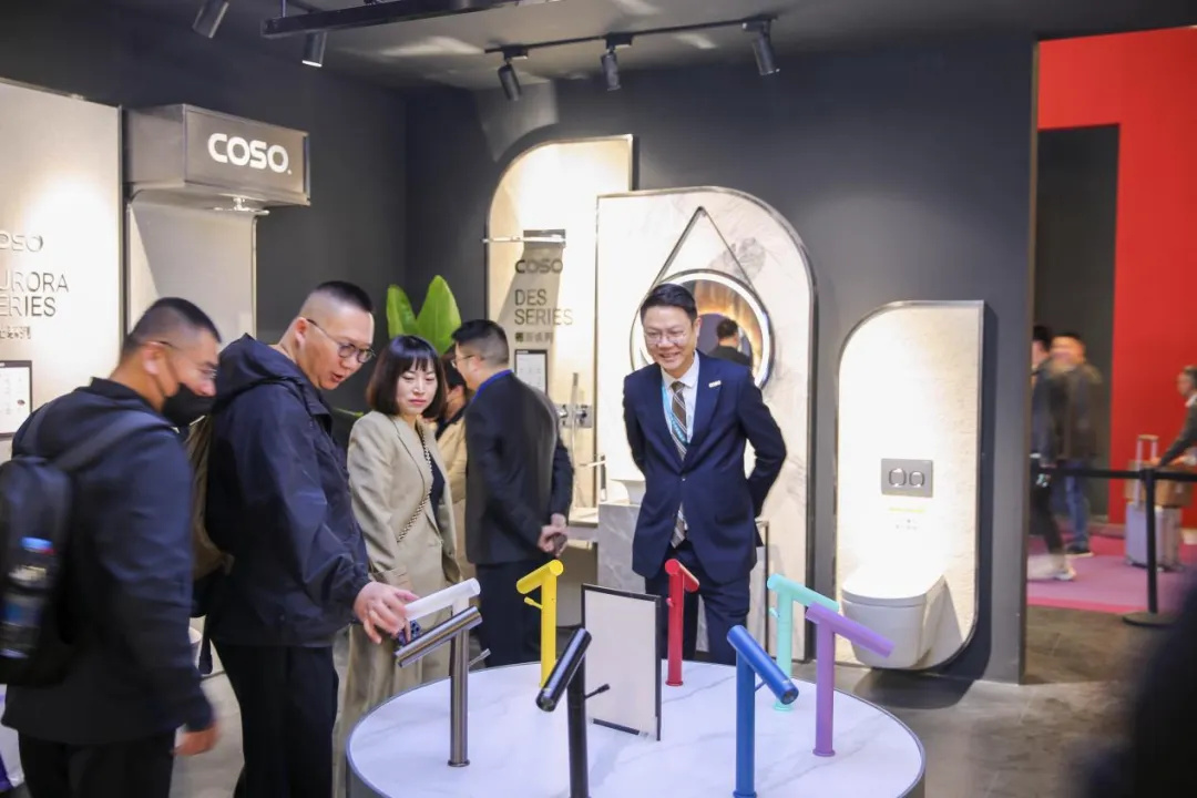 1711674908213215.jpg 德國COSO衛(wèi)浴驚艷亮相上海國際酒店展16.jpg