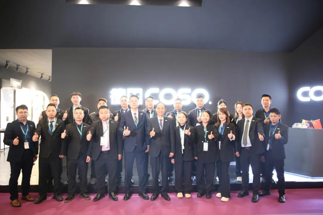 1711674922959379.jpg 德國COSO衛(wèi)浴驚艷亮相上海國際酒店展17.jpg