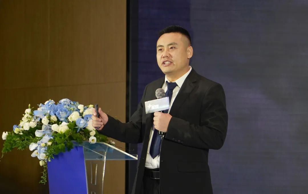 1713401121226162.jpg 2024圣堡龍?zhí)沾傻诎藢闷放拼髸A滿舉行5.jpg