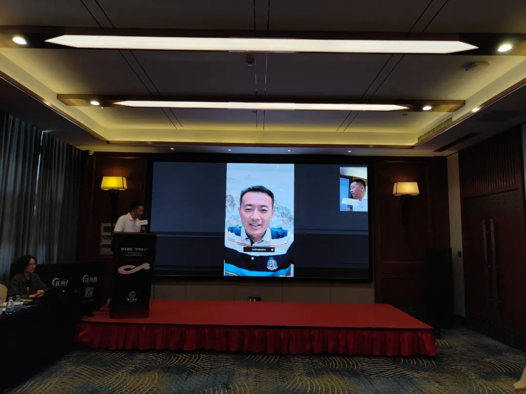 1716949382917778.jpg 抖勢達人 獅王瓷磚第二季抖音精英特訓(xùn)營暨2024全國聯(lián)動啟動會盛大召開5.jpg