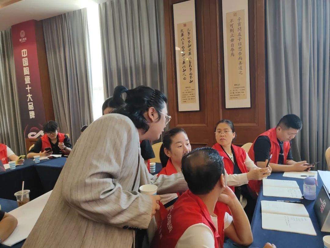 1716949555599145.jpg 抖勢達人 獅王瓷磚第二季抖音精英特訓(xùn)營暨2024全國聯(lián)動啟動會盛大召開17.jpg