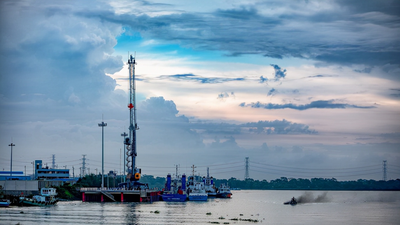 1720766673852001.jpg 89cf31991b874cc49bffdd66f0af86d8.jpg