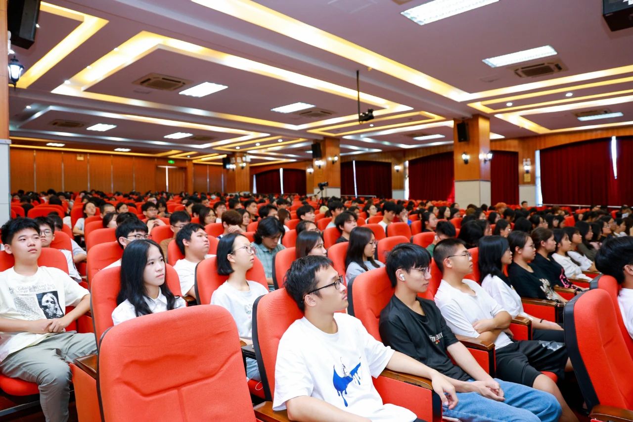 1726023676987229.jpg 2.jpg